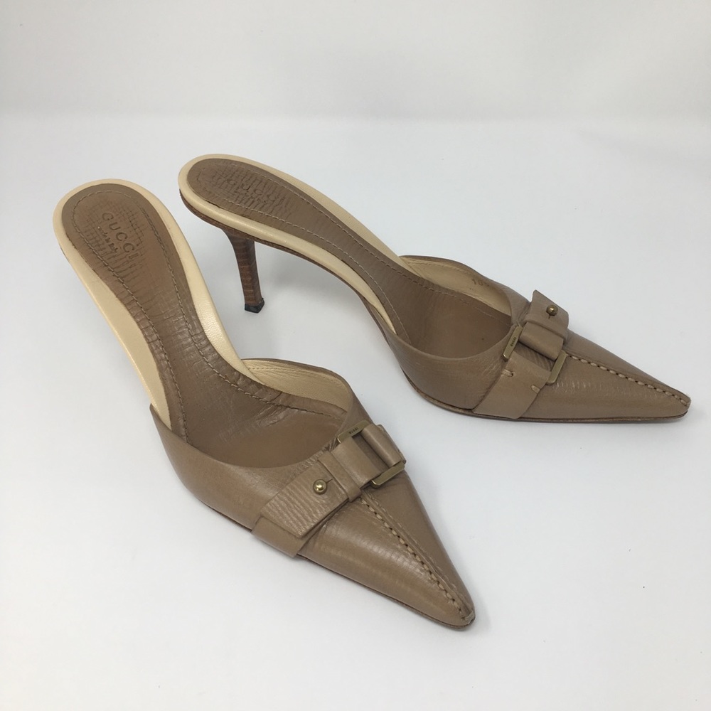 GUCCI AUTHENTIC TAUPE MULES W/ HALLMARK BUCKLE
